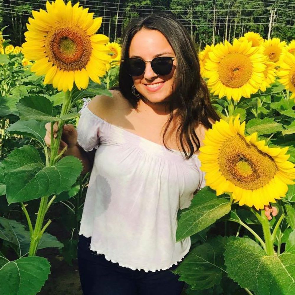 Meet your Posher, Danielle